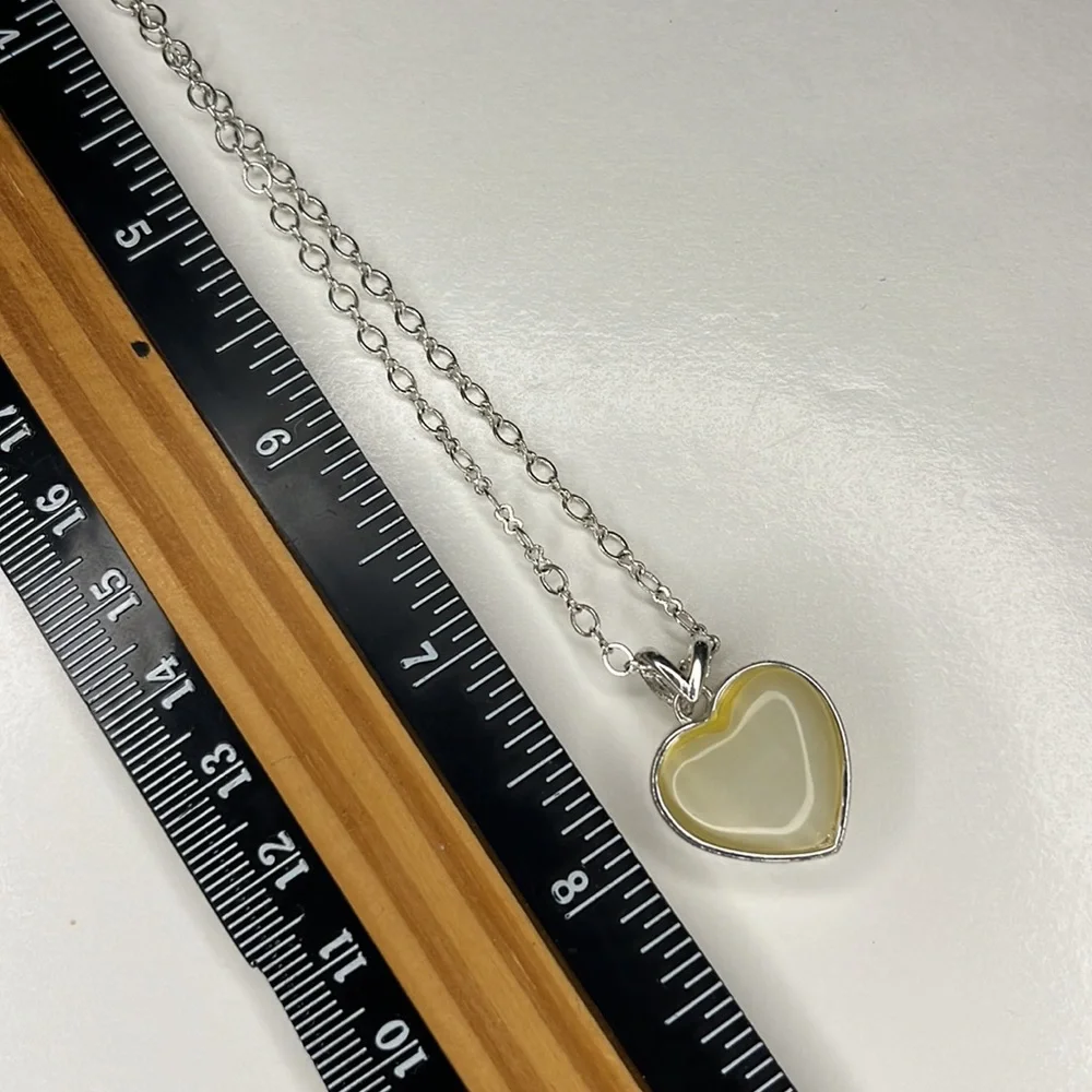 Avon chain has